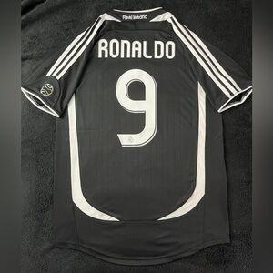 Ronaldo #9 Real Madrid Black S-XL 2006/2007 Soccer Jersey Retro